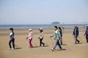 몽산포․달산포 해변에서 ‘몸도 마음도 건강하게’ 해양치유체험 프로그램 추진